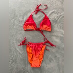 Swim suit set! Comes with both the top and bottom, with bonus coverup!